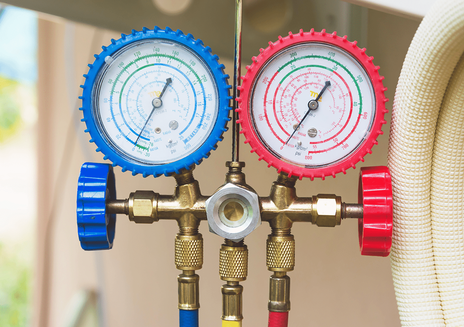 Penyebab AC Mobil tidak Dingin